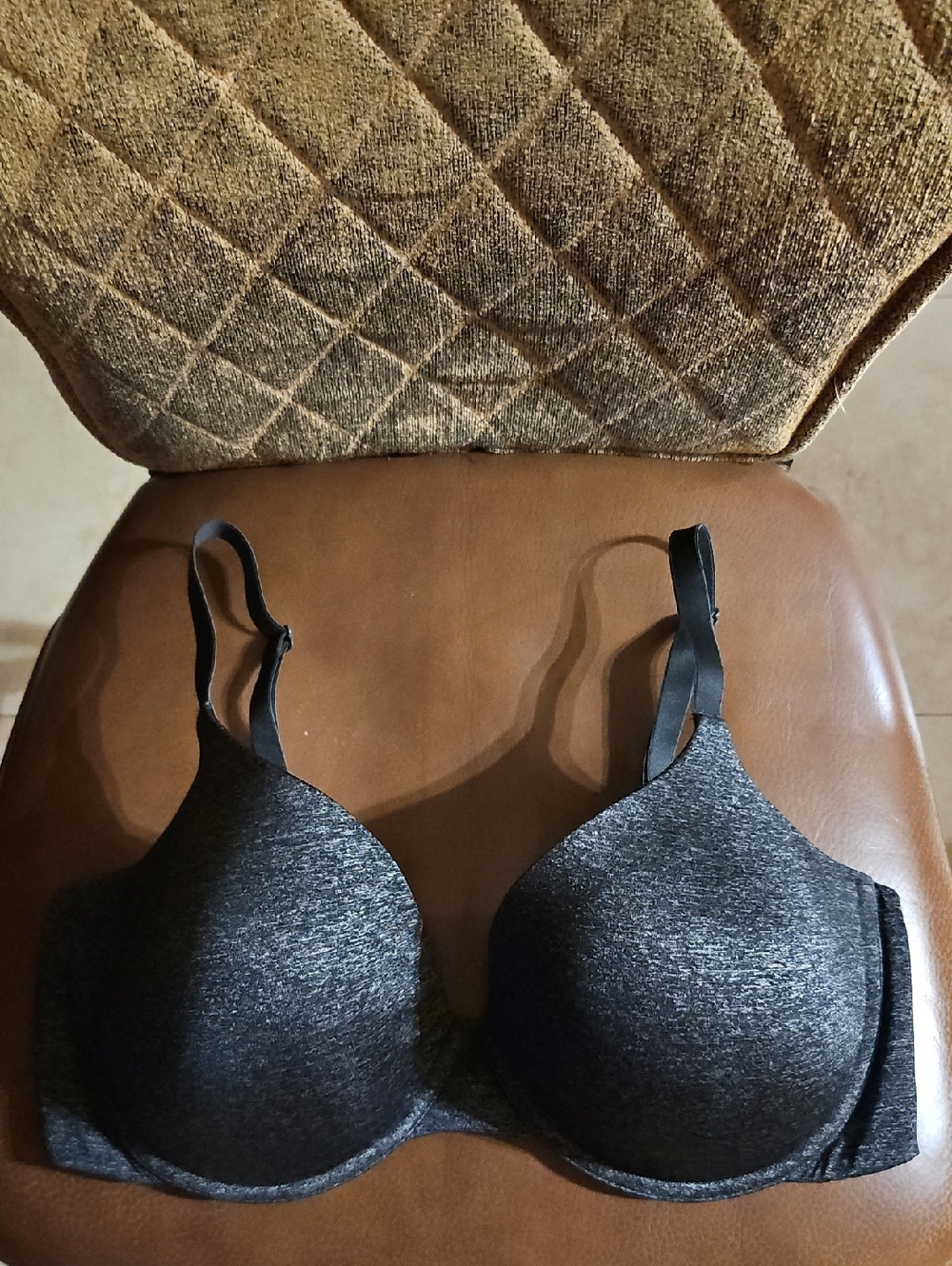 Victoria's Secret Uplift Semi Demi T-Shirt Underwire Gray Bra Lined Padded